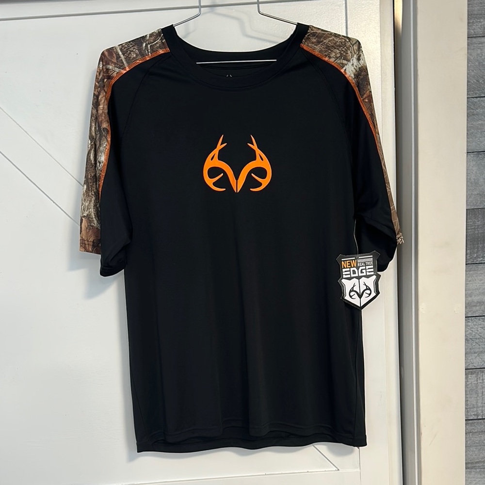 Realtree Men's Black Graphic Performance T-Shirt